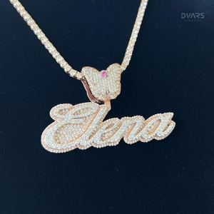 จี้ห้อยคอรูปผีเสื้อแบบสองชั้นประดับเพชรโมอิสซาไนต์ VVS ตัวอักษรแบบคัสตอม สไตล์ฮิปฮอป ดีไซน์หรูหรา ทำจากเงินสเตอร์ลิง - Product Image 1