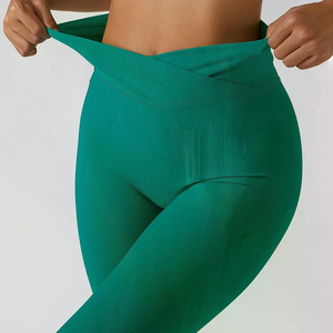 Nouveauté : Leggings de yoga pour femmes à taille haute, design tendance, leggings de fitness pour femmes en différentes tailles personnalisées - Product Image 4