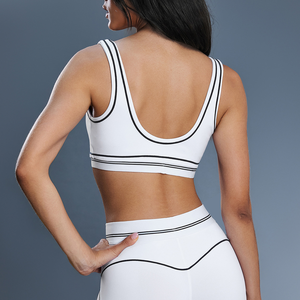 Conjuntos de Yoga de 2 Piezas con Logotipo Personalizado, Ropa Deportiva de Alta Calidad para Mujer, Conjuntos de Yoga con Aerógrafo - Product Image 2