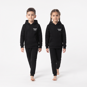 Conjunto Deportivo de Felpa de Algodón con Capucha para Niños, Color Negro Sólido, Ropa Casual de Dos Piezas Personalizada para Niños - Product Image 3