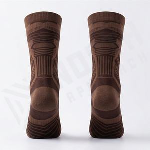 Calcetines de Baloncesto Prácticos, Medios, con Base Acolchada, para Correr, Deportivos, Color Personalizado, Transpirables, para Entrenamiento Atlético y Gimnasio - Product Image 2
