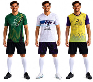 เสื้อยืดและกางเกงขาสั้นฝึกซ้อมฟุตบอลแบบซับลิเมชั่นคุณภาพสูงสำหรับผู้เล่นผู้ใหญ่ ชุดยูนิฟอร์มฟุตบอล โพลีเอสเตอร์ 100% - Product Image 1