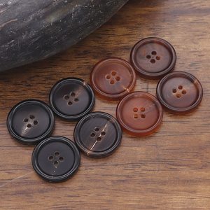 Botones de Cuerno de Búfalo Hechos a Mano, Botones de Costura Naturales y Duraderos para Confección de Camisas, Chaquetas y Prendas de Lujo - Product Image 3