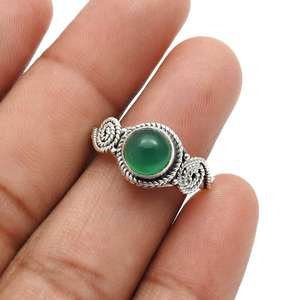Anillo Bohemio Vintage de Forma Redonda con Piedra Preciosa de Ónix Verde, Joyería Fina de Diseño Hecha de Plata de Ley 925 - Product Image 2