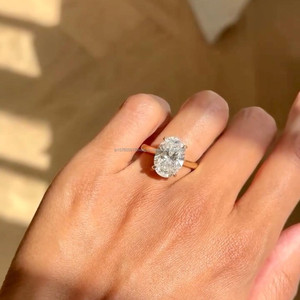 Bague de fiançailles de luxe en moissanite taille ovale pour femme en argent sterling 925, élégante bague solitaire, cadeau de bijoux de mariage - Product Image 3