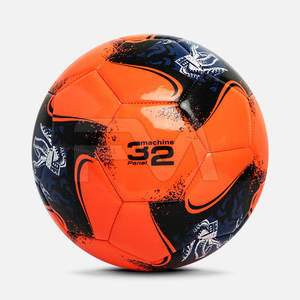 Ballon de football de qualité supérieure, léger, nouveau design, fabriqué au Pakistan, services OEM, nouveau style, cousu à la machine - Product Image 2