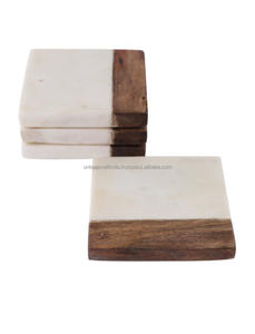 Sous-verres en marbre et en bois magnifiquement conçus Ensemble de tapis et tampons d'intérieur de cuisine à motifs carrés uniques pour la maison et la table - Product Image 4