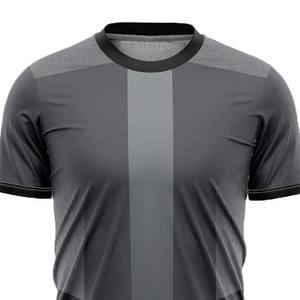 Camiseta de Fútbol Gris sin Estampado, Cuello Redondo, Corte Atlético, para Hombre, Diseño Personalizado para Equipos, Camiseta Deportiva de Alto Rendimiento - Product Image 5