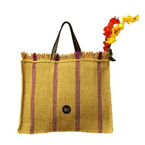 กระเป๋าหญ้าต้นปาล์มธรรมชาติ,คุณภาพสูงพร้อมด้ามจับหนังสีดำดีไซน์เนอร์กระเป๋าหญ้าธรรมชาติผลิตในอินเดีย - Product Image 5