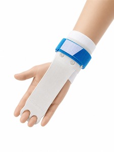 Agarraderas de barra asimétricas de cuero duradero con diseño seguro para los dedos para un mejor control del barra, entrenamiento de gimnasia y más. - Product Image 6