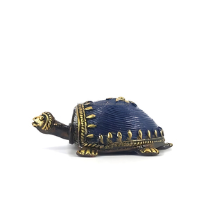 Tortuga Dhokra de Latón Rojo Hecha a Mano de 3.5 Pulgadas – Decoración de Lujo para el Hogar en Metal Campanillero - Product Image 2