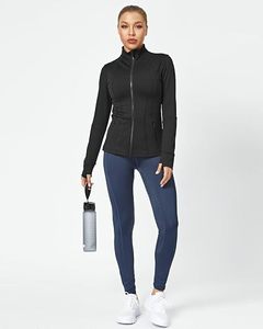 Top Deportivo de Manga Larga con Cuello Alto y Cremallera para Mujer, Color Negro, Transpirable, de Spandex y Poliéster, Corte Regular - Product Image 2