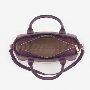 Sac à bandoulière en cuir de qualité supérieure pour femme avec sangles réglables, sac à bandoulière en cuir pour femme avec fermeture éclair - Product Image 4