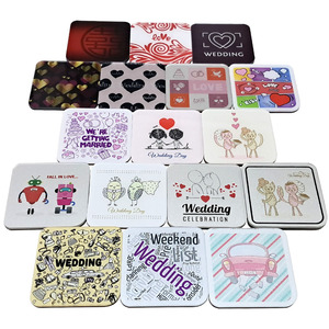Aimants carrés en acrylique colorés – Autocollants magnétiques pour cadeaux de mariage et décoration de réfrigérateur - Product Image 5