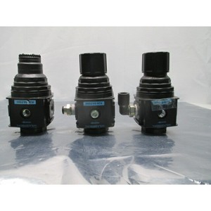 3 régulateurs d'air pneumatiques Wilkerson R28-04-F000 - Équipements et pièces semi-conductrices de renommée mondiale à confiance mondiale - Product Image 3