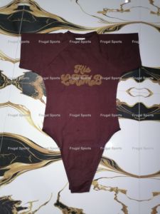 Maillot de bain une pièce à manches courtes pour femmes, couleur marron, imprimé lettres scintillantes, couleur unie, à enfiler - Product Image 1