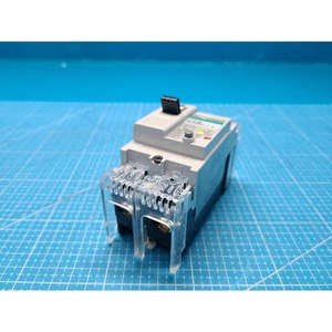 Disjoncteur différentiel électrique EW32AAG-2P005 d'occasion – Pièces détachées d'équipement semi-conducteur ancien - Product Image 1