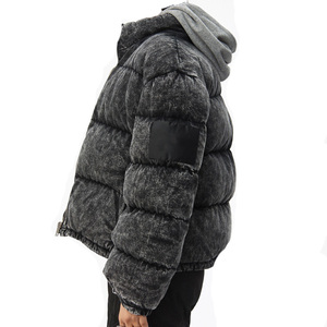 Veste matelassée en denim, col montant, fermeture éclair, rembourrage épais en polyester, longueur courte, vêtement d'hiver décontracté, unisexe - Product Image 3