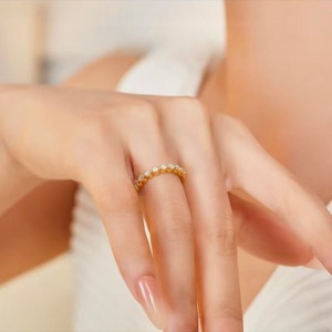 Anillo de Diamante Moissanite VVS de Lujo al por Mayor para Mujer, Joyería Elegante para Propuesta y Regalo, Disponible para la Venta - Product Image 1