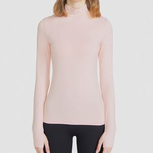 T-shirt de sport pour femme à manches longues et col montant zippé, 100 % polyester, coupe ajustée, respirant, idéal pour le yoga et le fitness (vente en gros, personnalisable) - Product Image 3