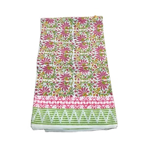 Cubierta ligera de tela estampada Floral de algodón de lujo hecha a mano india y Material de cortina para niños diseño hecho a mano saludable - Product Image 1