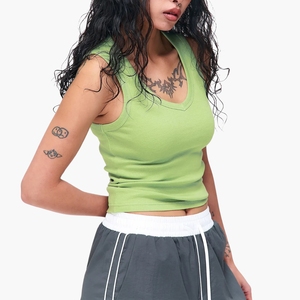 เสื้อกล้ามกีฬาผู้หญิงสั่งทำขายส่ง แบบยืดหยุ่น แห้งเร็ว ระบายอากาศได้ดี เหมาะสำหรับโยคะและฟิตเนส - Product Image 3