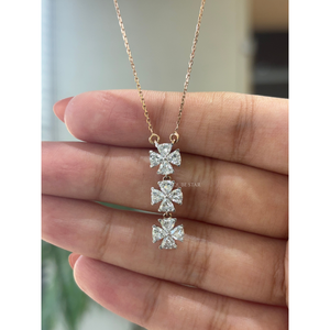 Colgante de Diamante Cultivado en Laboratorio de 1.80 Ct con Corte Trillón, Diseño Floral, Oro de 14K, Joyería de Lujo para Mujer, Boda, Fiesta, Collar Personalizable - Product Image 4