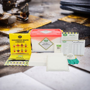 Kit anti-déversement d'hydrocarbures de 10 litres avec boîte transparente |   Kit de Réponse aux Déversements d'Urgence Portable, Kit de Contenue des Déversements d'Huile, Industrie du Pétrole et du Gaz - Product Image 1