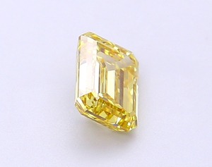 Prix de gros diamant jaune intense fantaisie taille émeraude 1,00 carat, clarté VS1, qualité supérieure, polissage de qualité supérieure, pierre précieuse non montée pour bijoux en diamant - Product Image 4