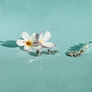 Boucles d'oreilles en diamant naturel certifié de 0,80 carat, taille brillant, or massif 9K couleur H, design minimaliste pour un look parfait certifié - Product Image 5