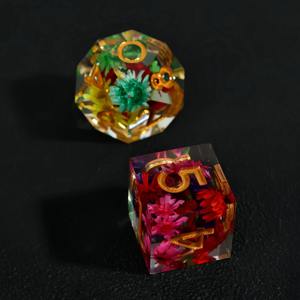 Jeu de dés en résine moulée avec des bords tranchants, dés polyédriques en résine pour jeux de table professionnels DND RPG, accessoire de jeu en gros - Product Image 5