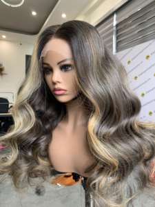 Precio al por Mayor de Extensiones de Cabello Humano Virgen Vietnamita, Sin Enredos ni Caída, Pelucas con Flequillo Ondulado, Cabello Remy - Product Image 3