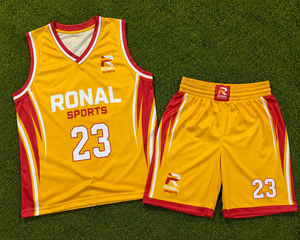 Ensemble d'uniformes de basketball personnalisés OEM ODM, maillot et short de basketball par sublimation, vêtements de sport pour hommes, polyester à séchage rapide, entraînement d'équipe - Product Image 6