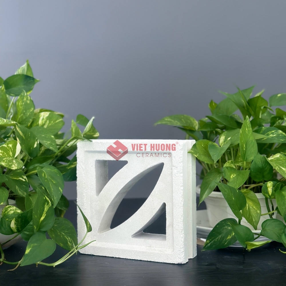 สีเทาอ่อน