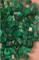 Émeraude naturelle de 100 carats de qualité supérieure, taille ovale, formes mélangées, couleur verte, effet de jeu de lumière/flammes, Abbottminerals AMLE0321546, Pakistan