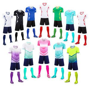 เสื้อฟุตบอลแบบใหม่ OEM ขายดี เสื้อฟุตบอลสั่งทำพิเศษ แขนสั้น ไม่มีลาย เสื้อฟุตบอลแบบซับลิเมชั่น คุณภาพสูง - Product Image 4