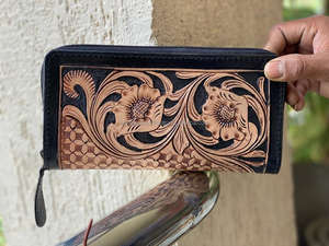 Hot Reining nouveau Style portefeuille en cuir repoussé femmes en cuir sculpté en relief pochette portefeuille élégant peint à la main en cuir pochette - Product Image 2