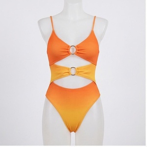 Ensemble de yoga 2 pièces imprimé papillon bleu avec finition dorée, body à col en V profond et jupe portefeuille longueur genou - Product Image 1