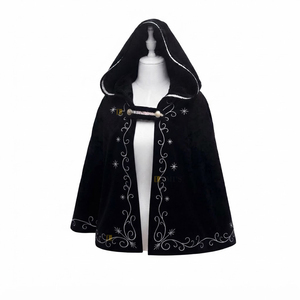 Cape de carnaval en gros pour festivals, avec bordure et broderie argentée, cape de déguisement - Product Image 1