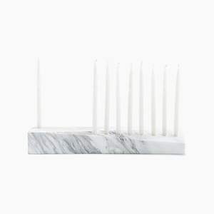 Menorá de Mármol Moderna, Portavelas Múltiple, Soporte de Piedra Artístico, Centro de Mesa Elegante y Minimalista, Único - Product Image 1
