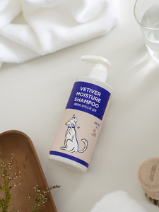Shampooing pour chien hydratant coréen moderne au vétiver, flacon pompe en plastique 300 ml pour le bain et le toilettage des animaux de compagnie - Product Image 3
