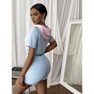 Conjunto de algodón para mujer con opciones de logotipo personalizado, camiseta cómoda y pantalones cortos elegantes a juego de hasnat pak inds - Product Image 4