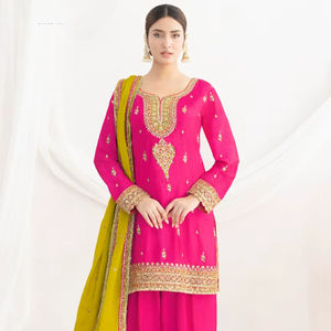 Salwar Kameez Tradicional Chinon Listo para Usar con Bordado y Lentejuelas para Bodas, Graduaciones y Diwali - Product Image 1