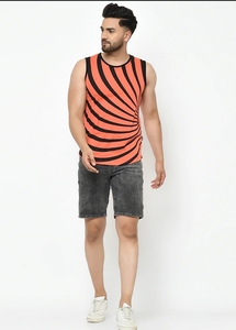 Camiseta sin mangas para hombre, a rayas naranja y negras, cuello redondo, informal, de punto, transpirable, de poliéster, ajustada - Product Image 1