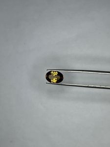 Topacio Marrón Natural de Corte Cóncavo Ovalado, Certificado por Terceros para la Fabricación de Joyas en India - Product Image 2