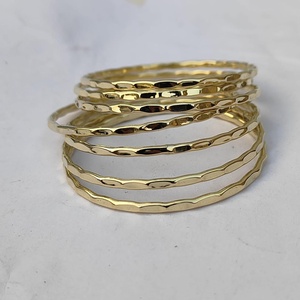 กำไลทองเหลืองดีไซน์ใหม่ เหมาะสำหรับงานปาร์ตี้ งานแต่งงาน และงานออฟฟิศ กำไลทองเหลืองชุบทอง - Product Image 5