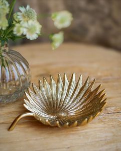 Wholesale Vintage Metal Trinket Tray Antique Brass Jewelry Dish <b>Ring</b> Catchall <b>Plate</b> – Luxury Home Decor Supplier - Product Image 6