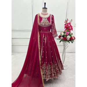 Ensemble de robe pour femme WW Designer, rouge, brodé, avec pantalon et dupatta, travail de séquence, taille M - Product Image 4