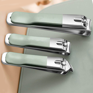 Kit de Manicura y Pedicura Clásico para Adultos de Acero Inoxidable Premium Duradero, Juego Completo de Cuidado con Herramientas de Agarre Cómodo - Product Image 2