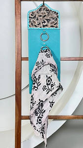 Soporte para Bufandas de Cuero Vacuno Estilo Occidental, Hecho a Mano, con Anillos Metálicos Resistentes para el Hogar y el Granero, Exhibidor de Bufandas de Diseño - Product Image 4